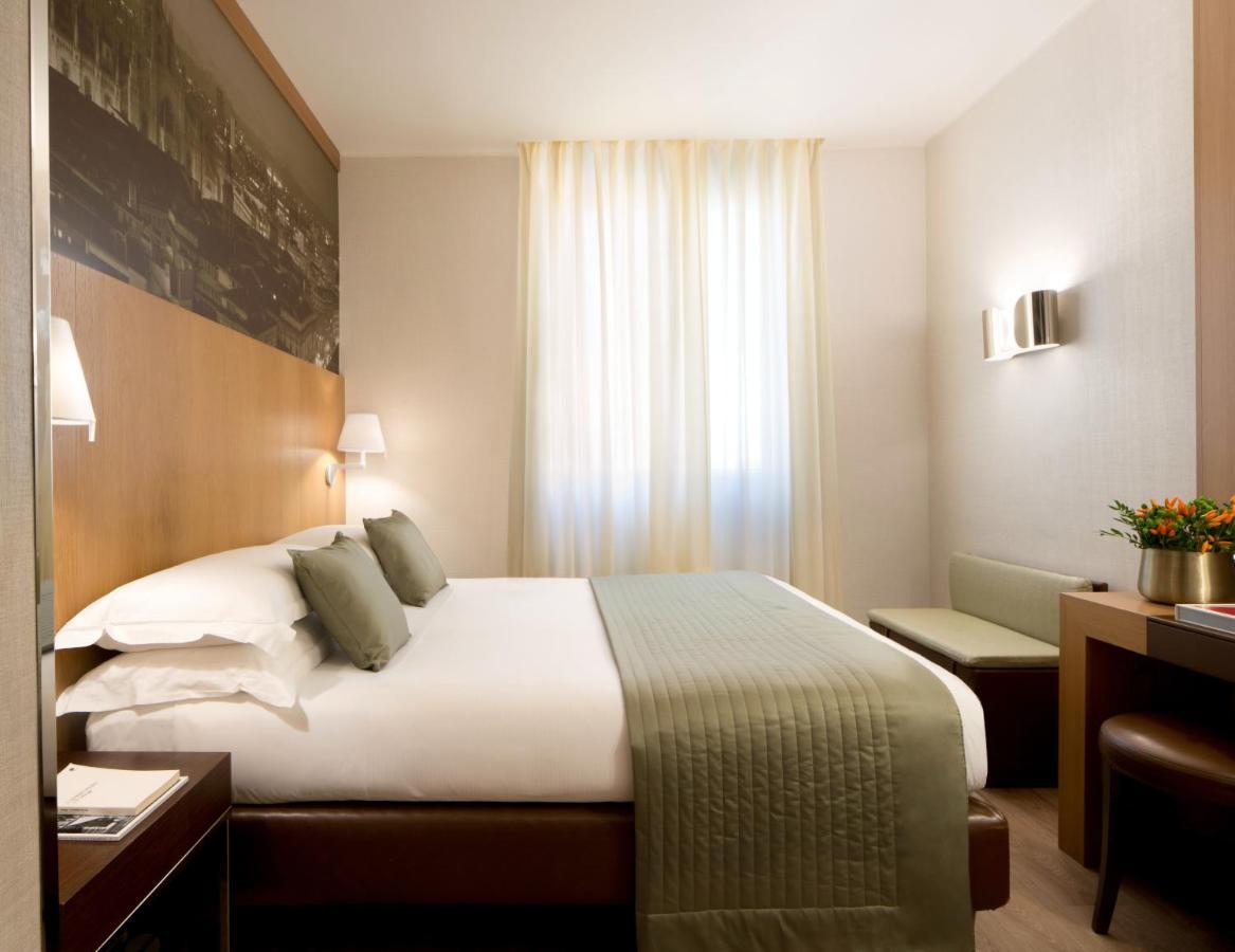 Starhotels Ritz Milano Esterno foto